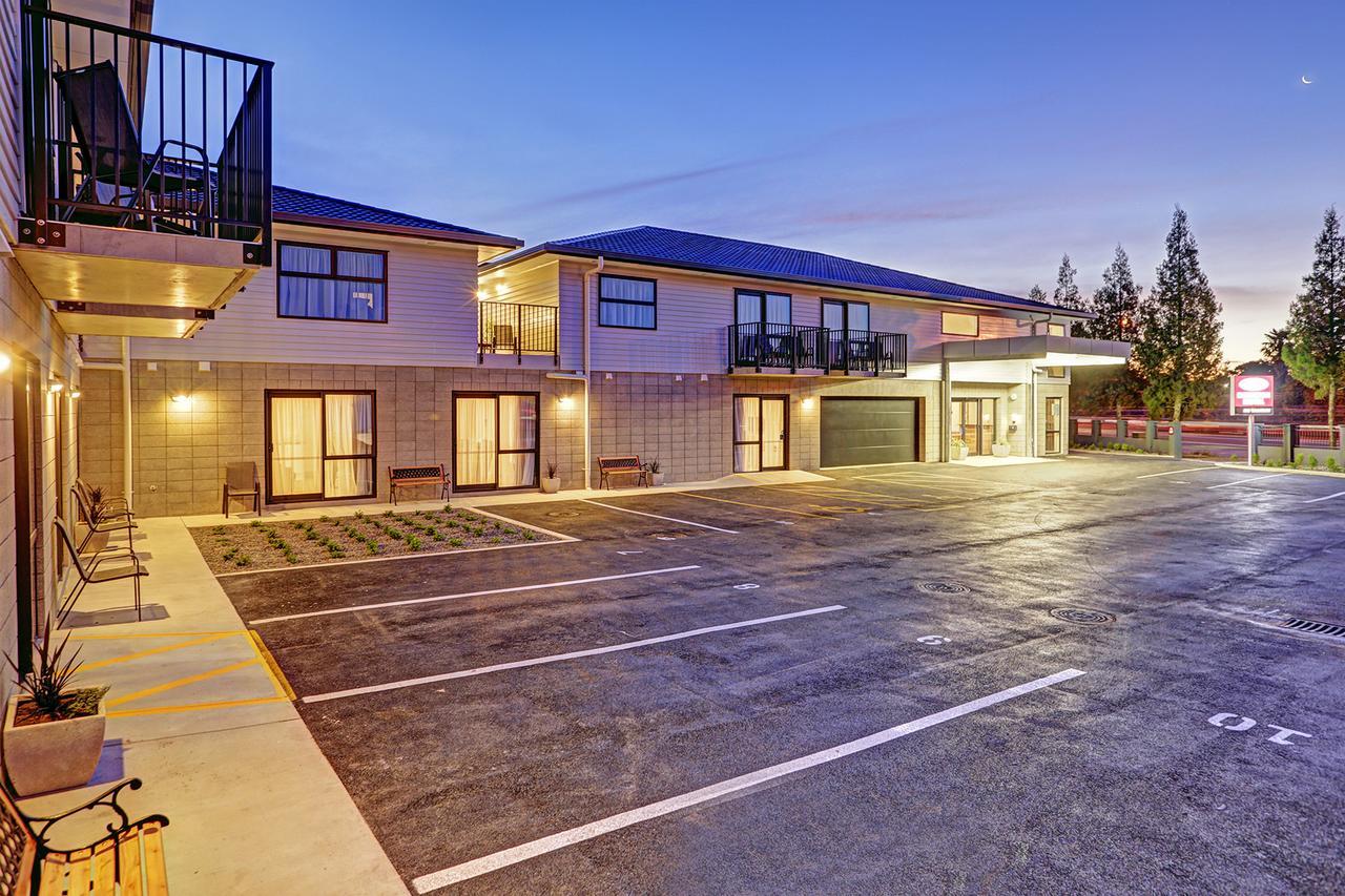 Bks Premier Motel هاملتون المظهر الخارجي الصورة The Village at the University of Waikato